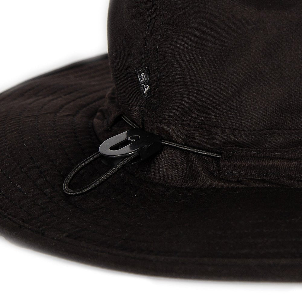 Bucket Hat (B)