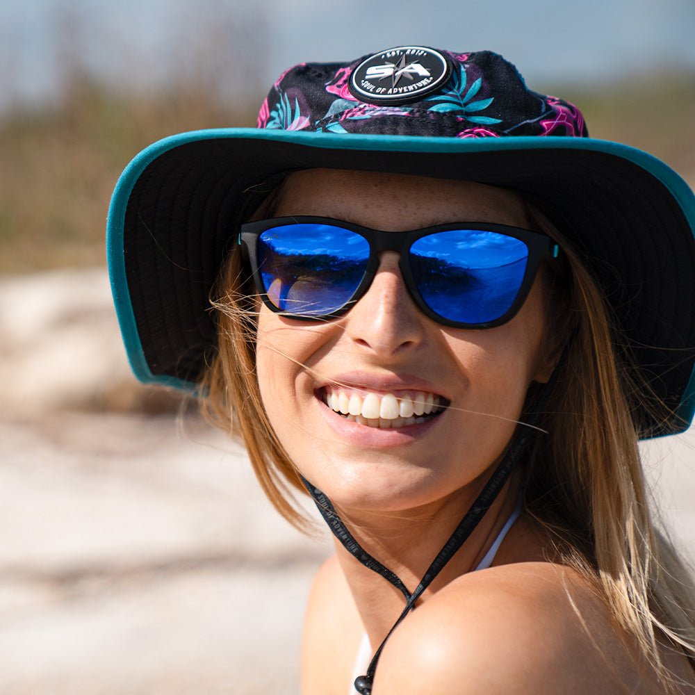 Bucket Hat (B)